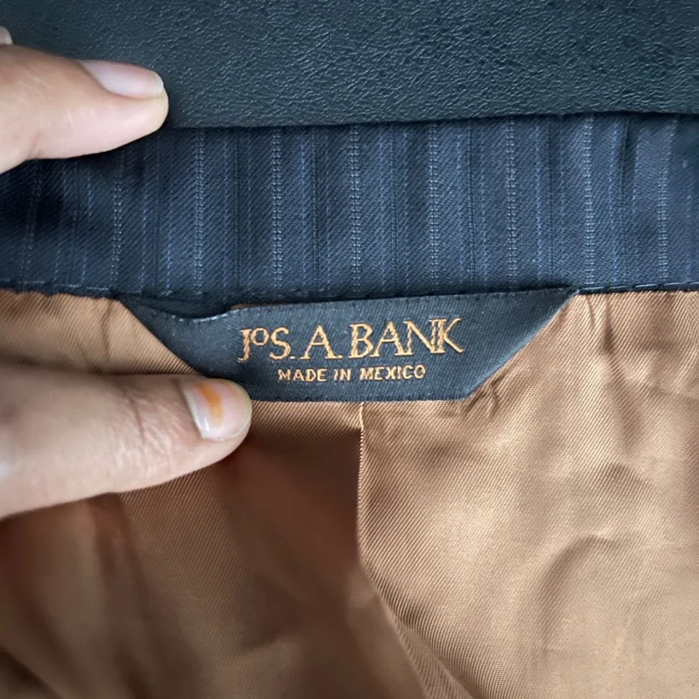 Jos. A. Bank Joseph Suit Mens 40R 31W Charcoal Gray Pinstripe Wool Slim Fit